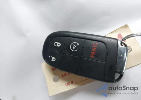 2018 Jeep Compass Limited 4X4 z USA, uszkodzony, nr VIN 3C4NJDCB5JT349229